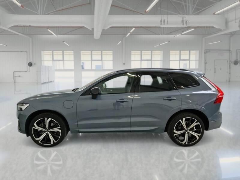 Volvo XC60 T6 PLUG-IN AWD AUTO PLUS DARK - foto 8