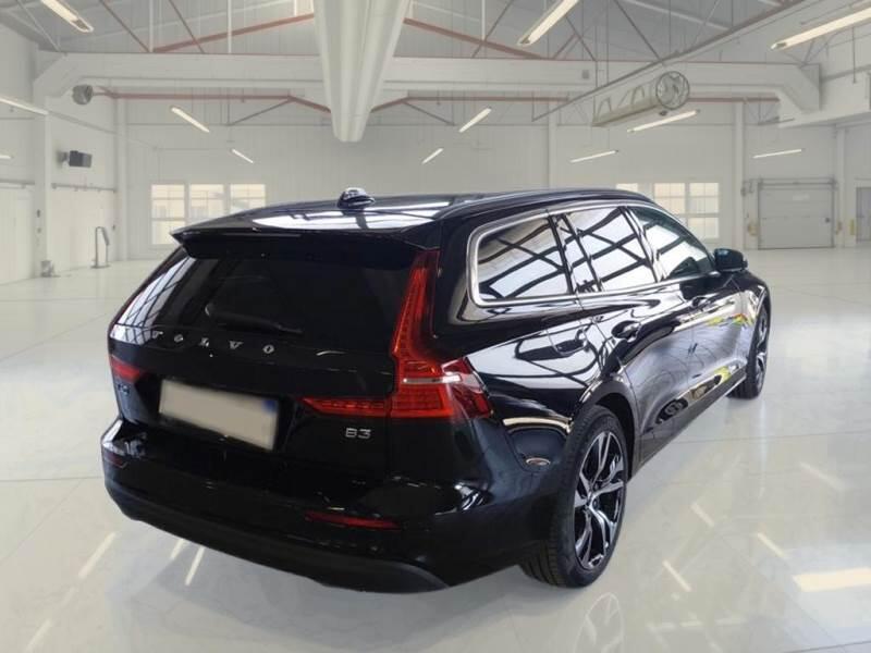 Volvo V60 B3 AUTOM. CORE - foto 2