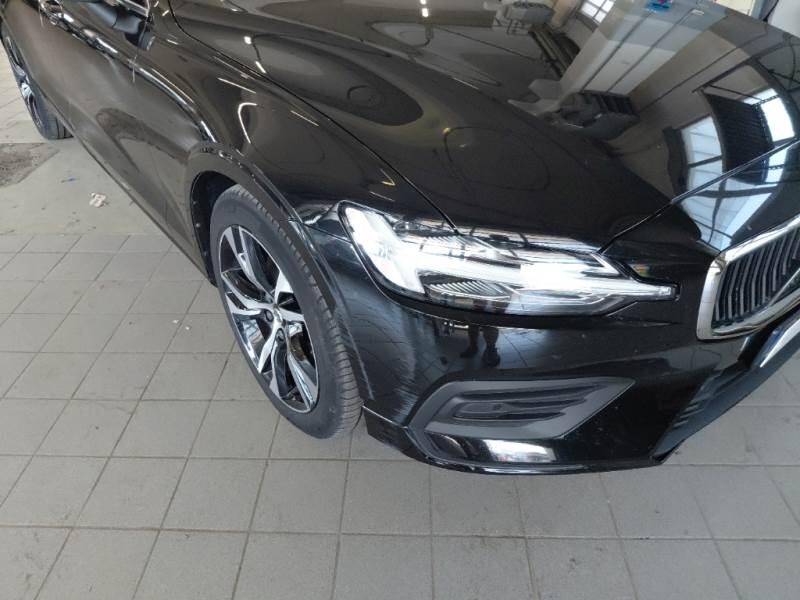 Volvo V60 B3 AUTOM. CORE - foto 30