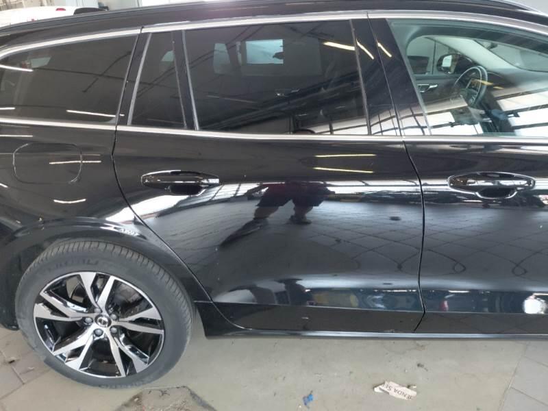 Volvo V60 B3 AUTOM. CORE - foto 38