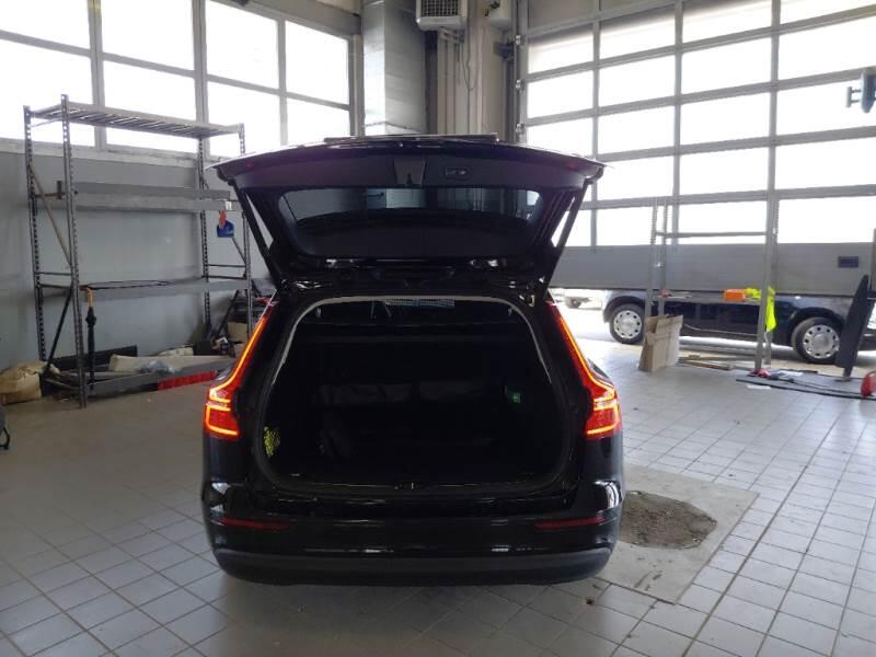 Volvo V60 B3 AUTOM. CORE - foto 5