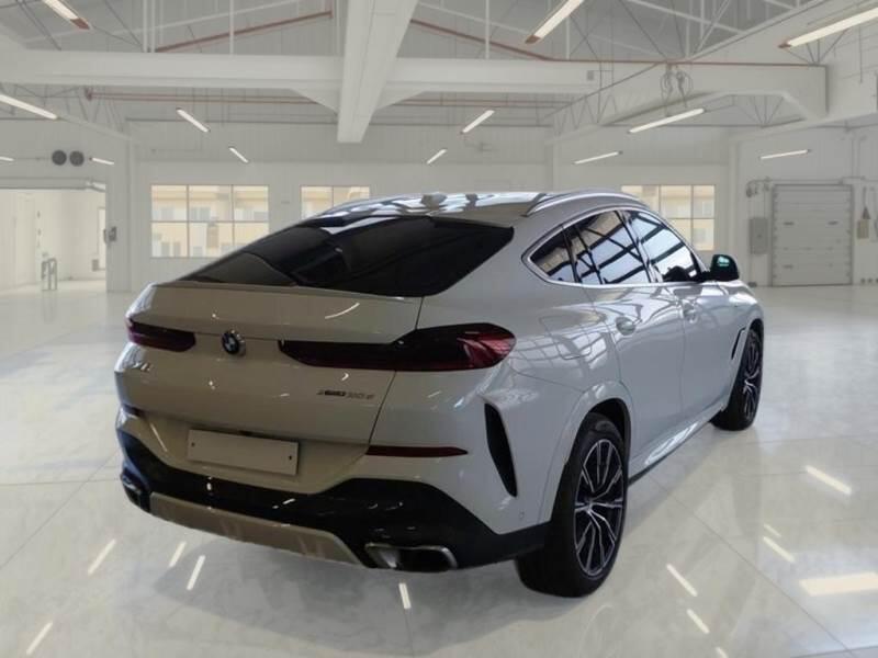 BMW X6 XDRIVE30D MSPORT AUTOM. - foto 2