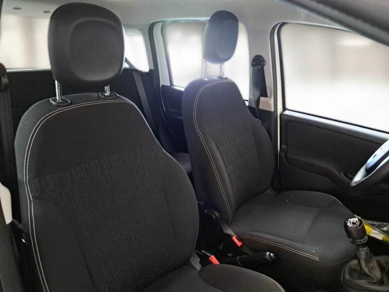 Fiat Panda 1.0 FIREFLY 70CV SeS HYBRID - foto 13