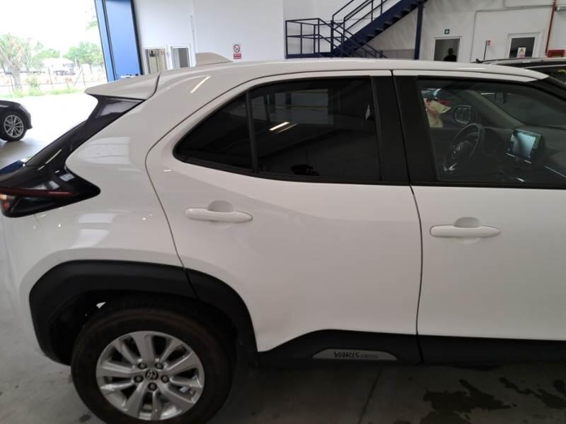 Toyota Yaris-Cross 1.5H (116 CV) E-CVT BUSINESS - foto 25