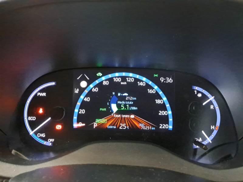 Toyota Yaris-Cross 1.5H (116 CV) E-CVT BUSINESS - foto 4