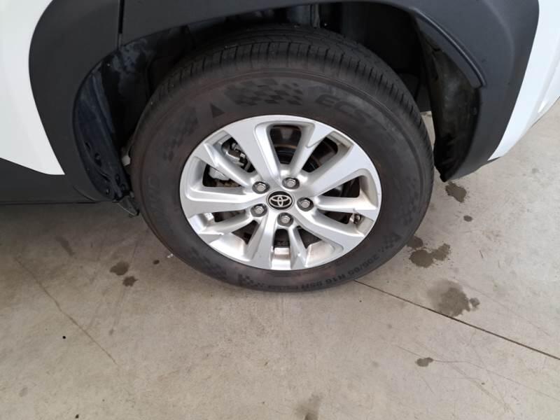 Toyota Yaris-Cross 1.5H (116 CV) E-CVT BUSINESS - foto 47