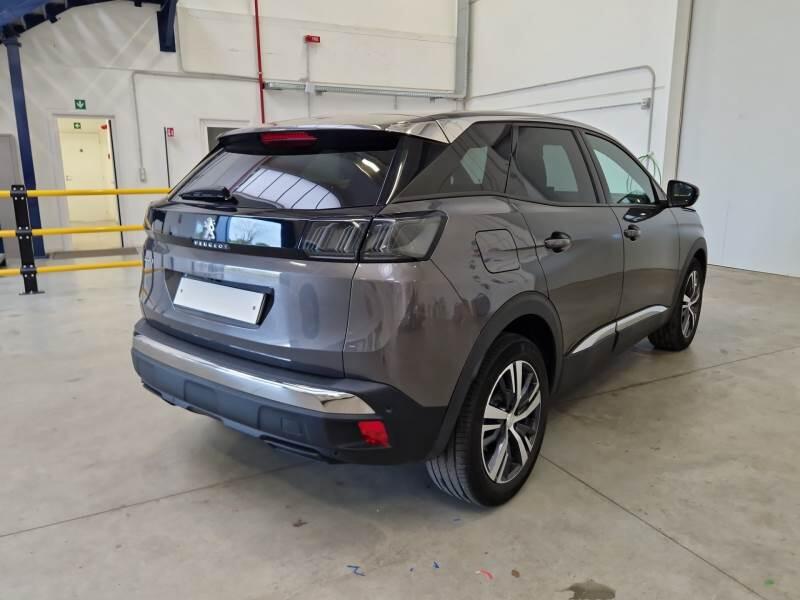 Peugeot 3008 BLUEHDI 130 EAT8 SeS ALLURE PACK - foto 2