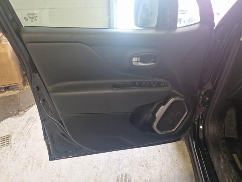 Jeep Renegade 1.6 MJET 130CV LIMITED (AUTOCARRO) - foto 59