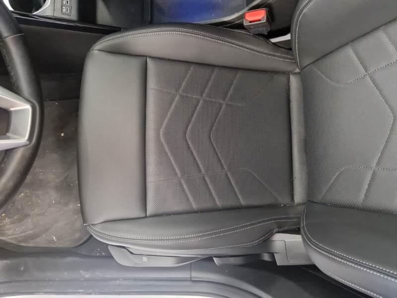 BMW X1 SDRIVE 18D X-LINE DCT - foto 12