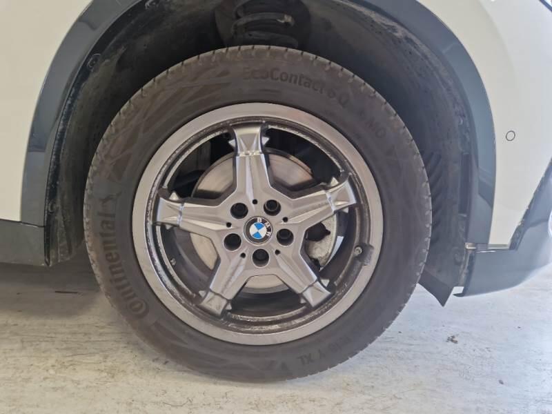 BMW X1 SDRIVE 18D X-LINE DCT - foto 17