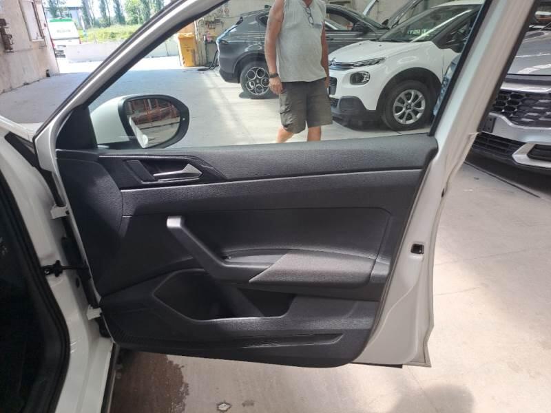 Volkswagen Taigo 1.0 TSI 70KW LIFE - foto 76