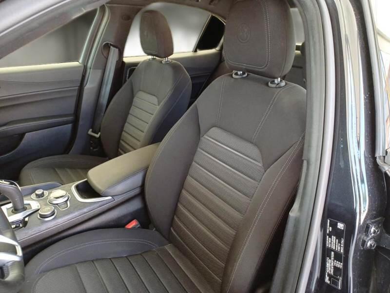 Alfa Romeo Giulia 2.0 T 280CV SUPER AT8 Q4 - foto 11