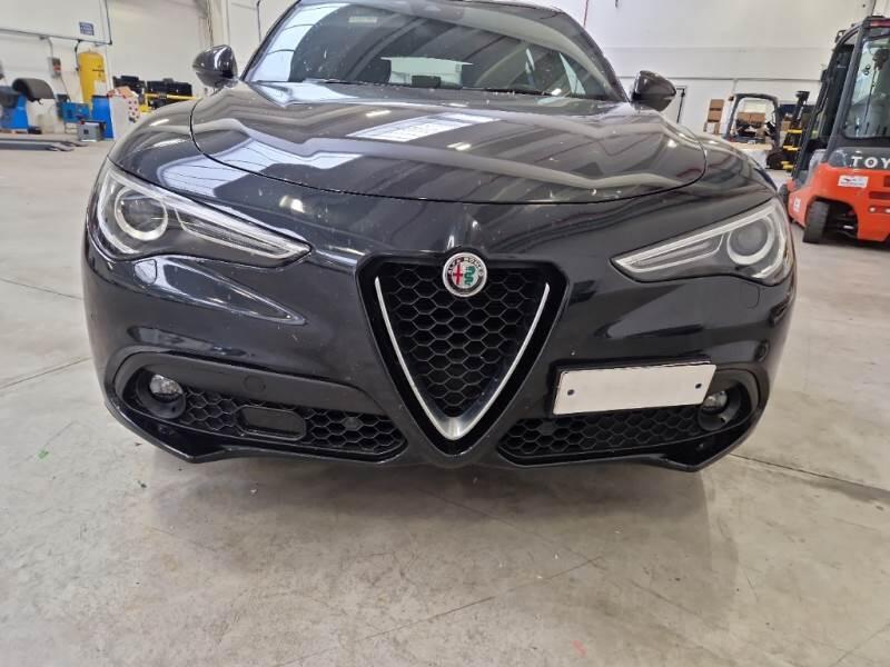 Alfa Romeo Stelvio 2.2 TD 190 CV SUPER BUSINESS AT8 Q4 - foto 28
