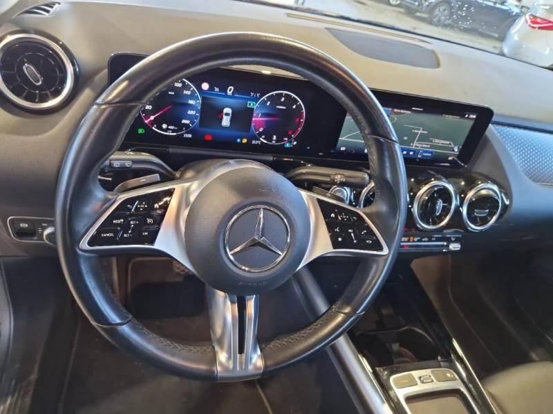 Mercedes GLA 200 D AUTO PROG ADVANCED - foto 27