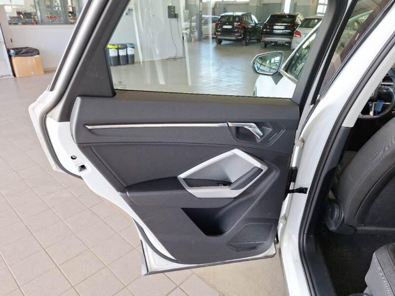 Audi Q3 35 TDI S TRONIC BUSINESS ADVANCED - foto 107