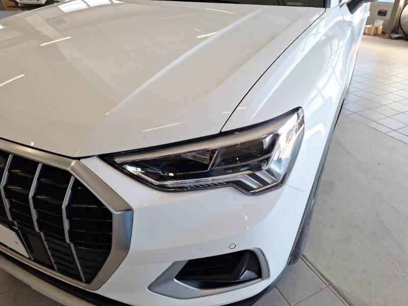 Audi Q3 35 TDI S TRONIC BUSINESS ADVANCED - foto 33