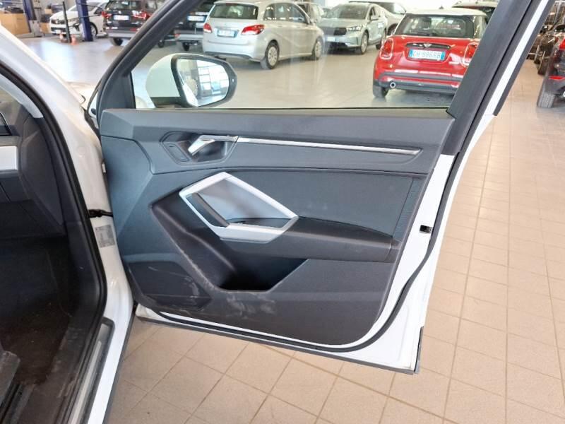 Audi Q3 35 TDI S TRONIC BUSINESS ADVANCED - foto 86