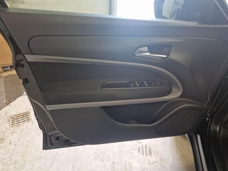 Jeep Avenger 1.2 TURBO LONGITUDE - foto 87