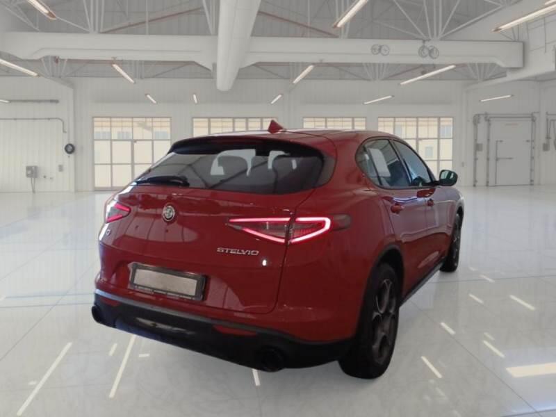 Alfa Romeo Stelvio 2.2 TD 210 CV SPRINT AT8 Q4 - foto 2