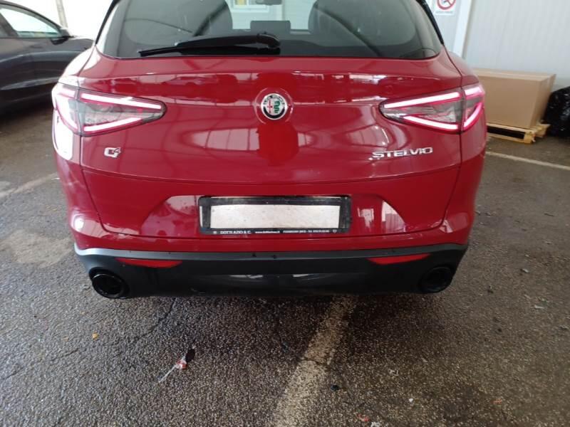 Alfa Romeo Stelvio 2.2 TD 210 CV SPRINT AT8 Q4 - foto 45