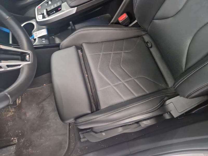 BMW iX1 EDRIVE 20 MSPORT PRO - foto 12
