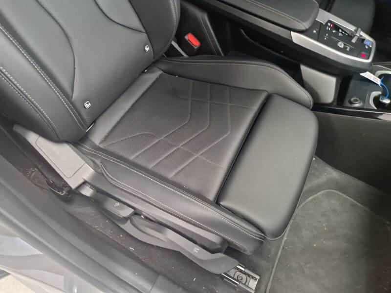 BMW iX1 EDRIVE 20 MSPORT PRO - foto 14