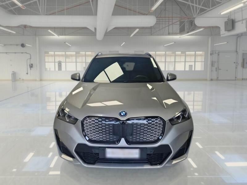 BMW iX1 EDRIVE 20 MSPORT PRO - foto 6
