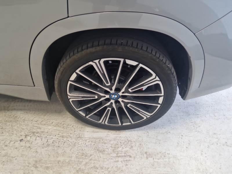 BMW iX1 EDRIVE 20 MSPORT PRO - foto 54