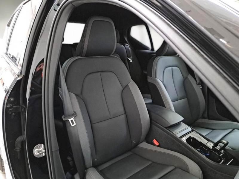 Volvo XC40 RECHARGE TWIN PLUS - foto 13