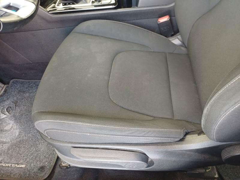 Kia Sportage 1.6 CRDI MHEV BUSINESS 2WD DCT - foto 12