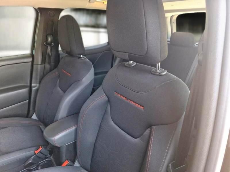 Jeep Renegade 1.3 T4 PHEV 240CV TRAILHAWK 4XE AUTO - foto 11