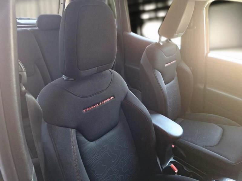 Jeep Renegade 1.3 T4 PHEV 240CV TRAILHAWK 4XE AUTO - foto 13