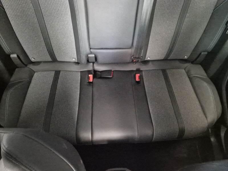 Peugeot 3008 BLUEHDI 130 EAT8 SeS ALLURE - foto 16