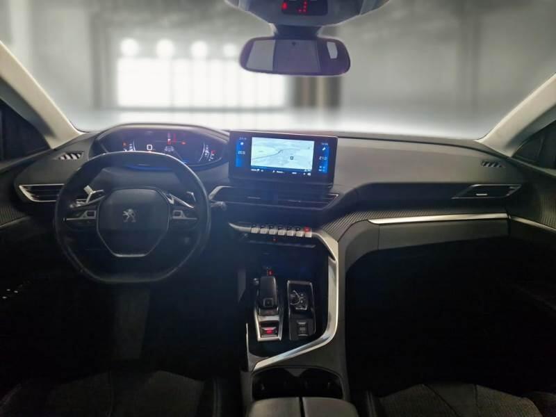 Peugeot 3008 BLUEHDI 130 EAT8 SeS ALLURE - foto 3