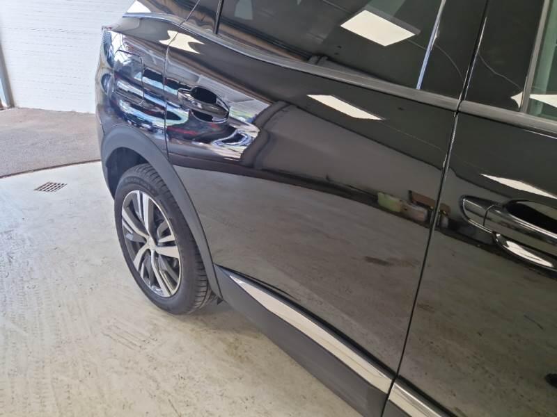 Peugeot 3008 BLUEHDI 130 EAT8 SeS ALLURE - foto 37