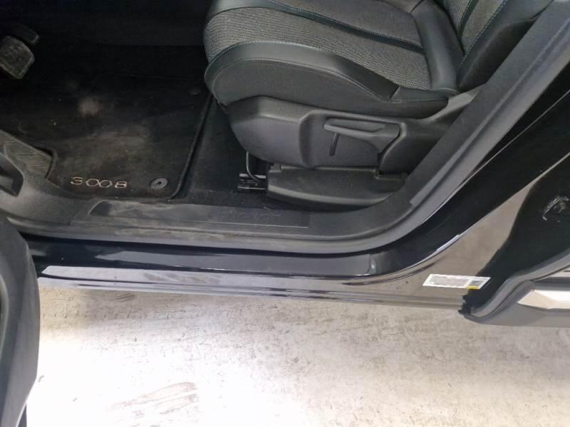 Peugeot 3008 BLUEHDI 130 EAT8 SeS ALLURE - foto 65