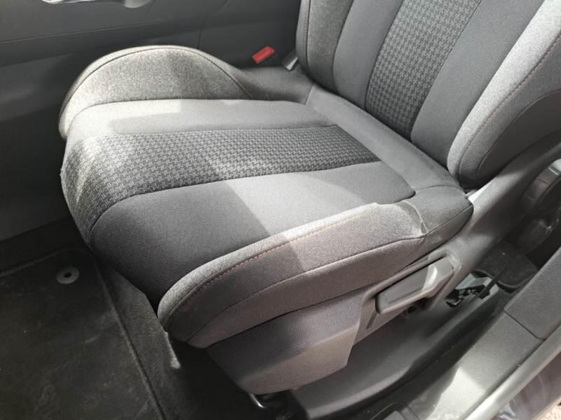 Peugeot 3008 130 EAT8 SeS ACTIVE PACK (AUTOCARRO) - foto 12