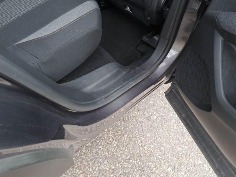 Peugeot 3008 130 EAT8 SeS ACTIVE PACK (AUTOCARRO) - foto 70