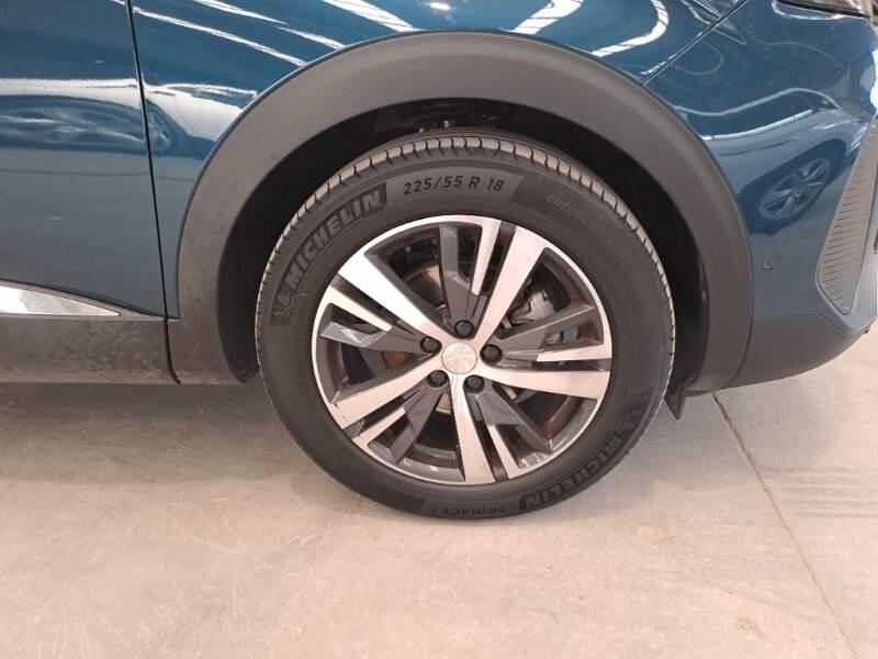 Peugeot 3008 130 EAT8 SeS ALLURE PACK - foto 17