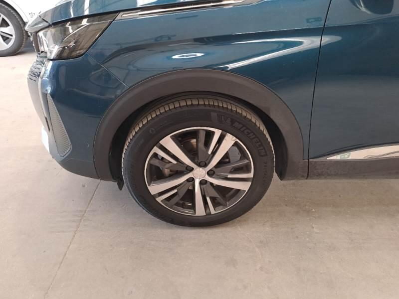 Peugeot 3008 130 EAT8 SeS ALLURE PACK - foto 46