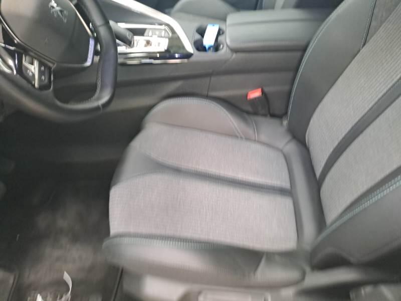 Peugeot 3008 130 EAT8 SeS ALLURE PACK - foto 50