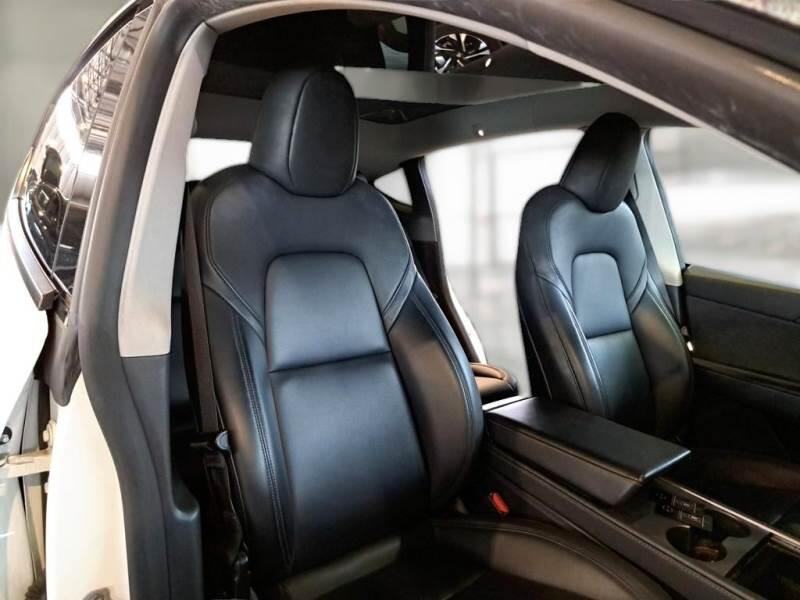 Tesla Model Y 75 KWH DUAL MOTOR LONG RANGE 4WD AUT. - foto 13