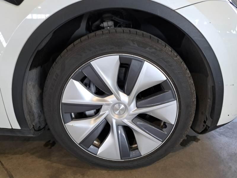Tesla Model Y 75 KWH DUAL MOTOR LONG RANGE 4WD AUT. - foto 17