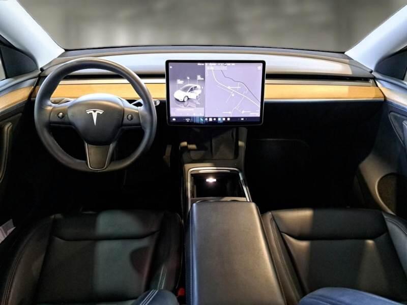 Tesla Model Y 75 KWH DUAL MOTOR LONG RANGE 4WD AUT. - foto 3
