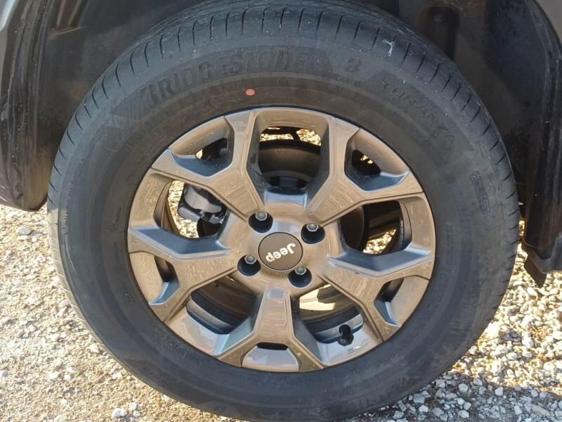 Jeep Avenger 1.2 MHEV E-HYBRID TURBO LONGITUDE - foto 18