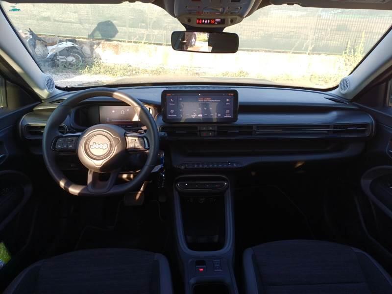 Jeep Avenger 1.2 MHEV E-HYBRID TURBO LONGITUDE - foto 3