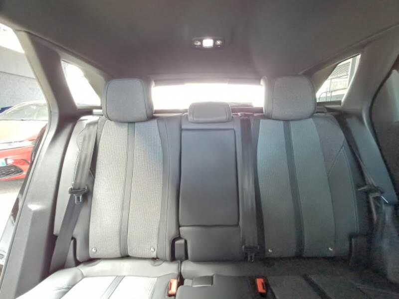 Peugeot 3008 BLUEHDI 130 EAT8 SeS ALLURE - foto 15