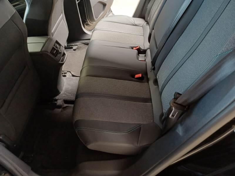 Peugeot 3008 BLUEHDI 130 EAT8 SeS ALLURE - foto 16
