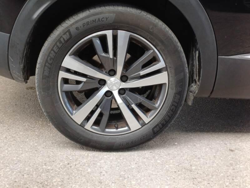Peugeot 3008 BLUEHDI 130 EAT8 SeS ALLURE - foto 19