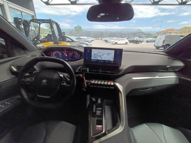 Peugeot 3008 BLUEHDI 130 EAT8 SeS ALLURE - foto 3